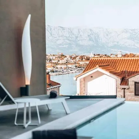 Luxurioese Mit Einem Pool, Sauna & Gym Willa *